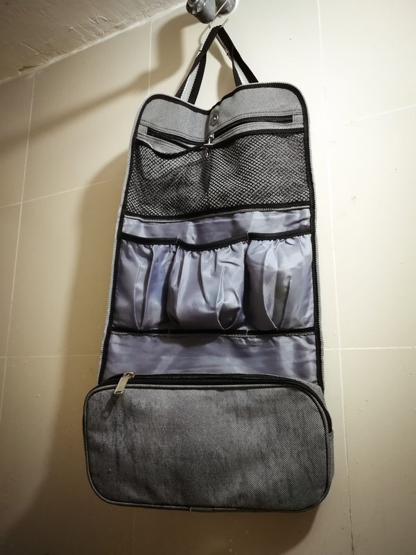 Choisir une trousse de toilettes pour un voyage : Les conseils